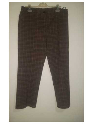 Pantaloni dama in carouri pentru primavara