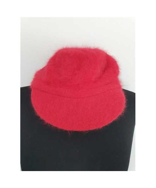 Sapca pufoasa dama culoare rosu