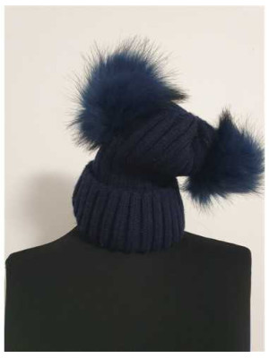 Caciula tricotata de iarna cu 2 pampoane pufoase 2