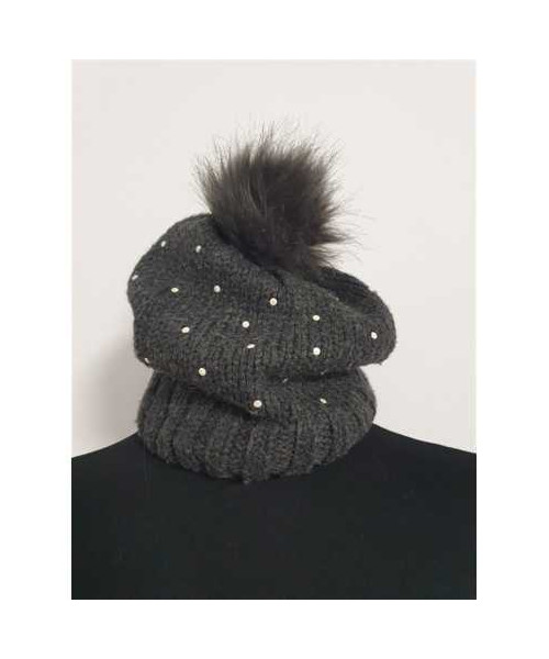 Caciula tricotata cu mot pufos Zara