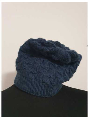 Caciula tricotata cu model pentru fetite 2