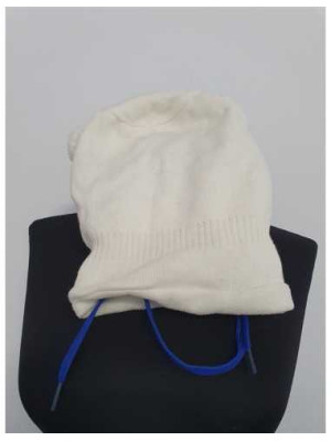 Caciulita captusita cu ciucuri tip cagula Baby Cool C&A