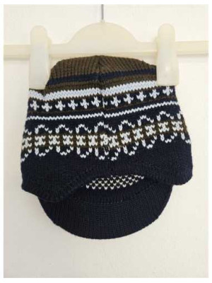 Caciulita tricotata cu cozoroc Feng Yuan 2