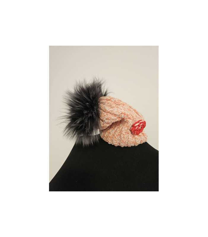 Caciula tricotata cu mot pufos pentru fetite