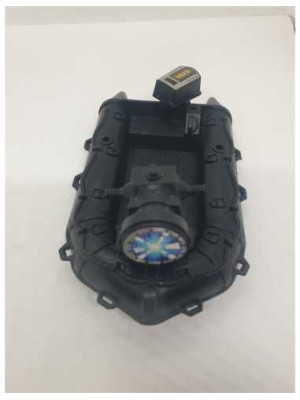 Salupa cu figurina pentru copii