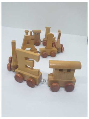 Trenulet din lemn cu litere 8 piese 2