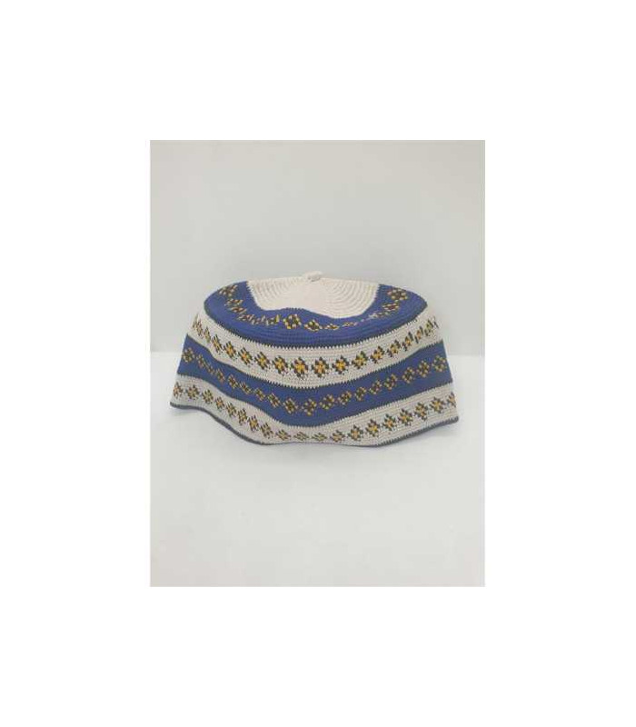 Boneta crosetata pentru baieti