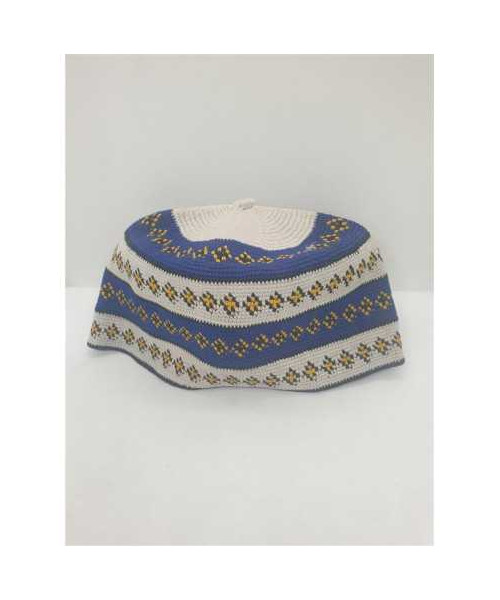 Boneta crosetata pentru baieti