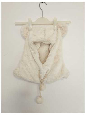 Caciula pufoasa tip cagula model ursulet