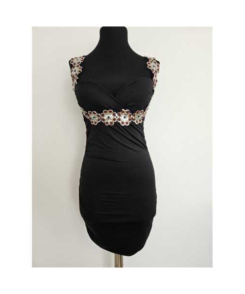 Rochie de ocazie mulata pe corp accesorizata cu paiete