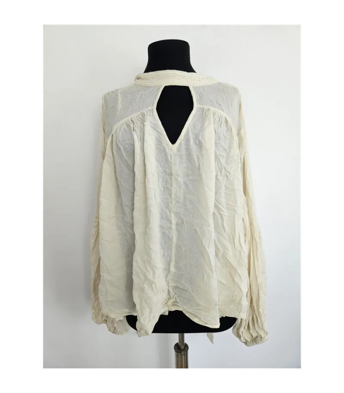 Bluzita dama cu maneci bufante