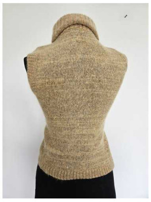 Vesta dama tricotata cu guler rasucit 2