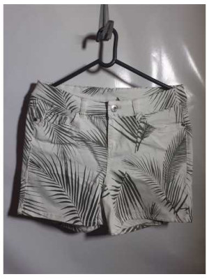 Pantaloni scurti cu imprimeu frunze Everme