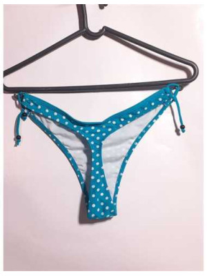 Slip de baie cu buline albe si snur reglabil 2