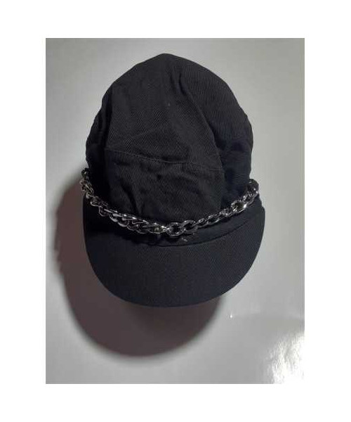 Sapca dama cu lant decorativ culoare argintiu Reserved