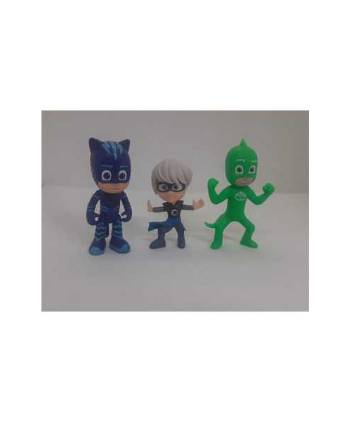 Set 3 figurine din plastic Eroi in pijama