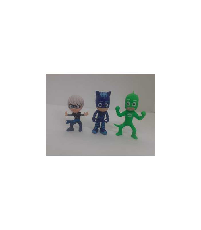 Set 3 figurine din plastic Eroi in pijama