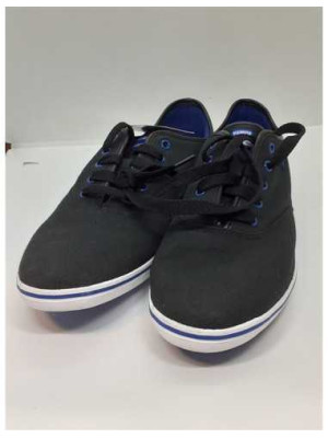 Tenisi din panza pentru barbati marime 39