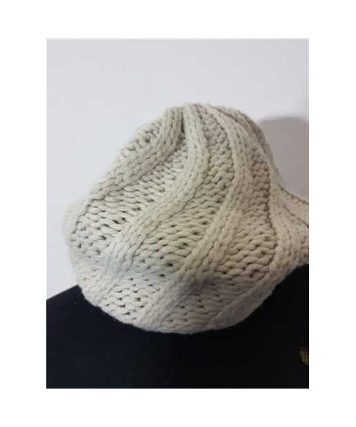 Caciula tricotata pentru copii culoare crem
