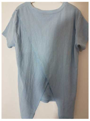 Tricou dama petrecut la spate RESERVED 2