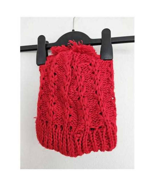 Caciula tricotata pentru copii model cu ciucure