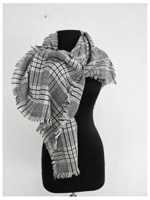 Esarfa dama model cu franjuri pentru iarna 2