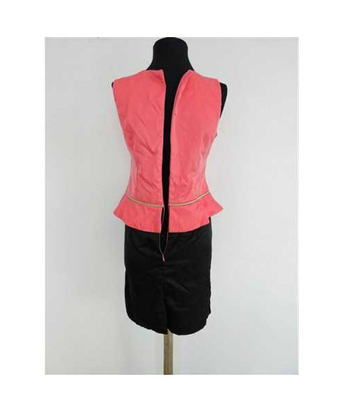 Rochita dama deosebita Metrofive