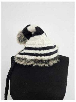 Cacioula dama tricotata model cu ciucure si blanita