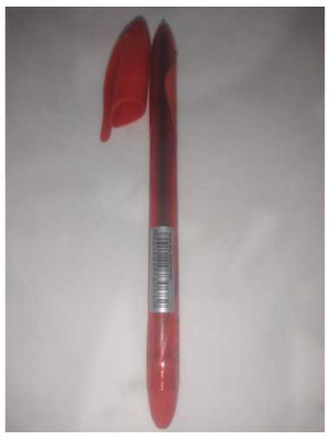 Pix cu capac culoare rosu corp semitransparent Keyroad 2