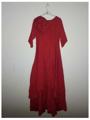 Rochie dama asimetrica accesorizata cu floare