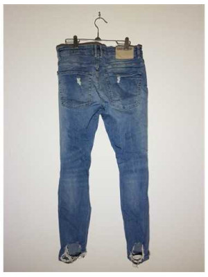 Pantaloni Jeans dama model rupt PULL&BEAR 2