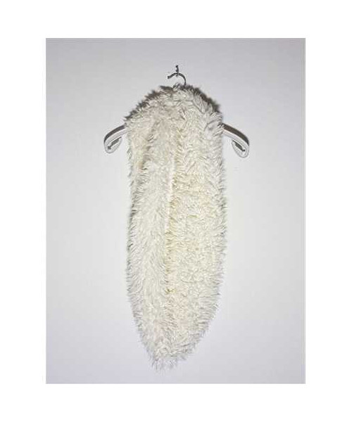 Fular circular pufos model Uni C&A