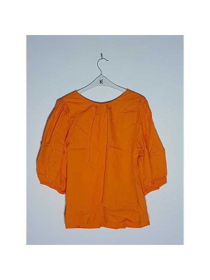 Bluzita de vara cu maneci trei sferturi  Moda