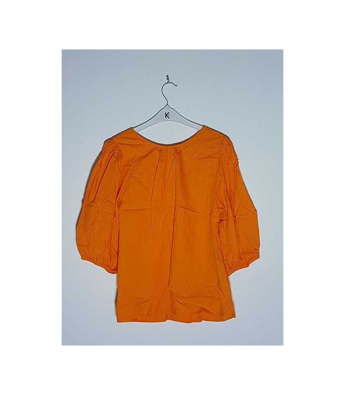 Bluzita de vara cu maneci trei sferturi  Moda