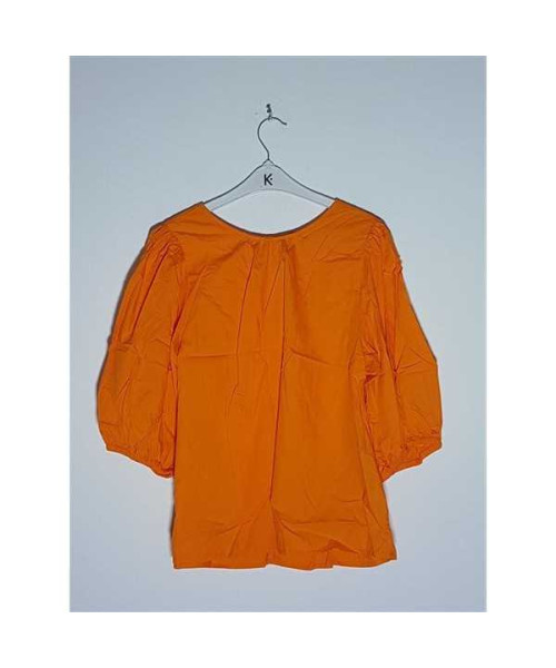 Bluzita de vara cu maneci trei sferturi  Moda