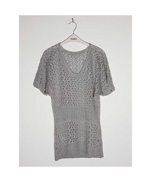 Bluzita dama tricotata model cu gaurele