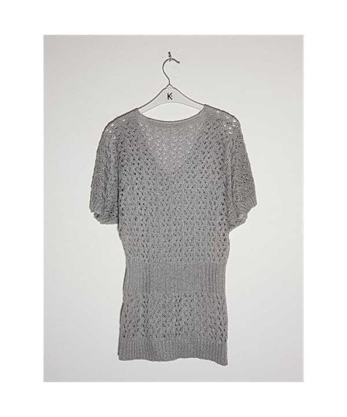 Bluzita dama tricotata model cu gaurele