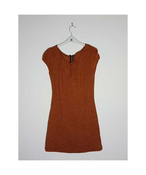 Rochita dama fara maneci model cu fermoar la spate