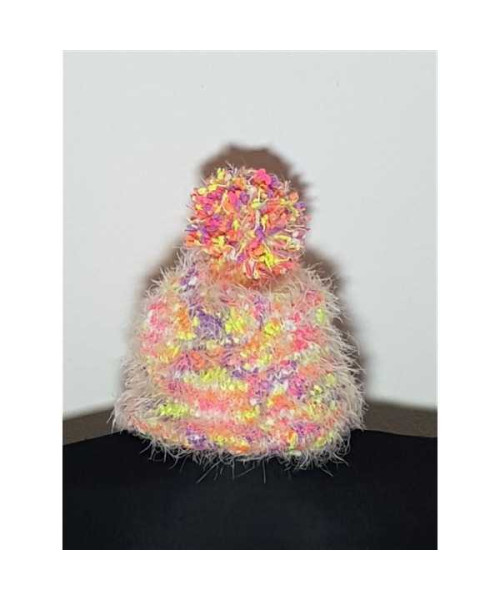 Caciula pufoasa model multicolor cu ciucure COOL CLUB