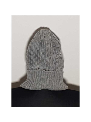 Caciula pentru fetite cu fir metalizat culoare argintiu 2