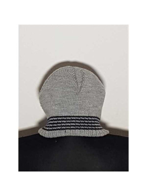 Fes tricotat pentru baieti model cu dungi