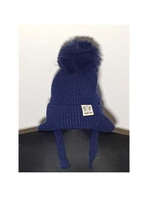 Caciula tricotata model cu ciucure si snur