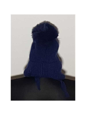 Caciula tricotata model cu ciucure si snur 2