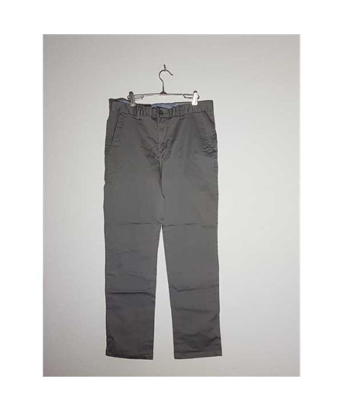 Pantaloni barbati culoare gri cu buzunare LC WAIKIKI