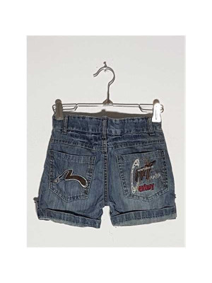 Pantaloni scurti de blugi usor decolorati model cu terminatii pliabile 2