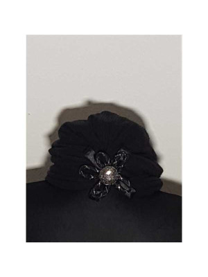 Turban dama accesorizat cu o floare Antonia