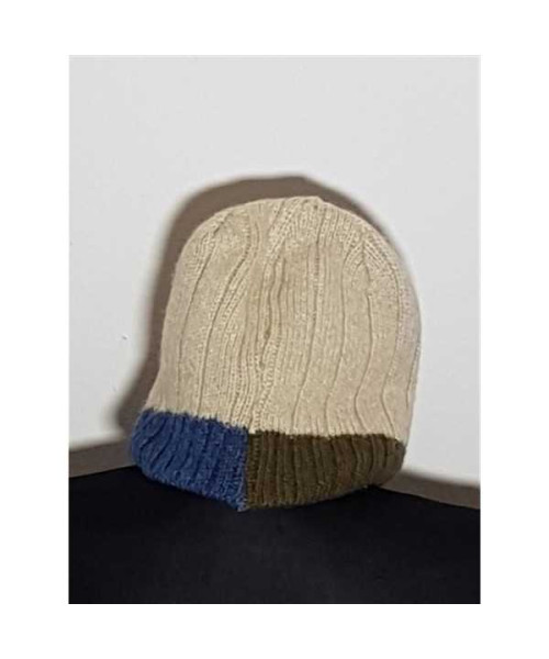 Caciula tricotata cu imprimeu grafic si model multicolor