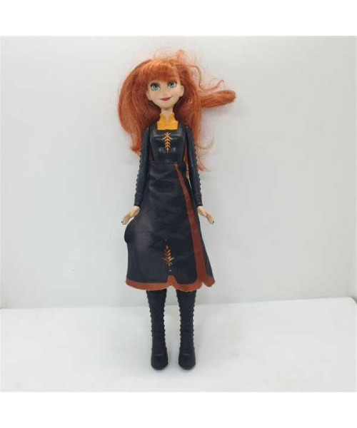 Papusa Frozen Anna cu rochie cu lumini 