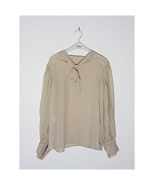 Bluzita dama deosebita cu funda la spate Trendyol