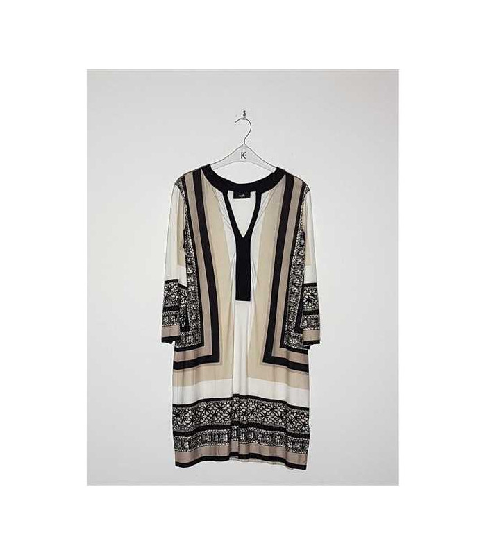 Rochita dama vaporoasa model cu diverse motive Wallis